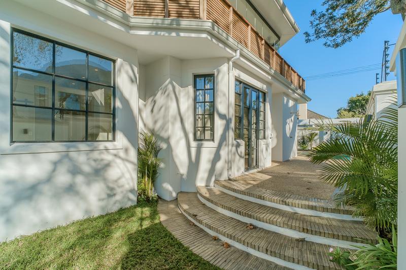 5 Bedroom Property for Sale in Newlands Western Cape